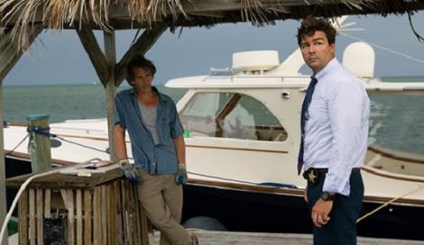 1426875219391-bloodline-image-ben-mendelsohn-kyle-chandler.jpg